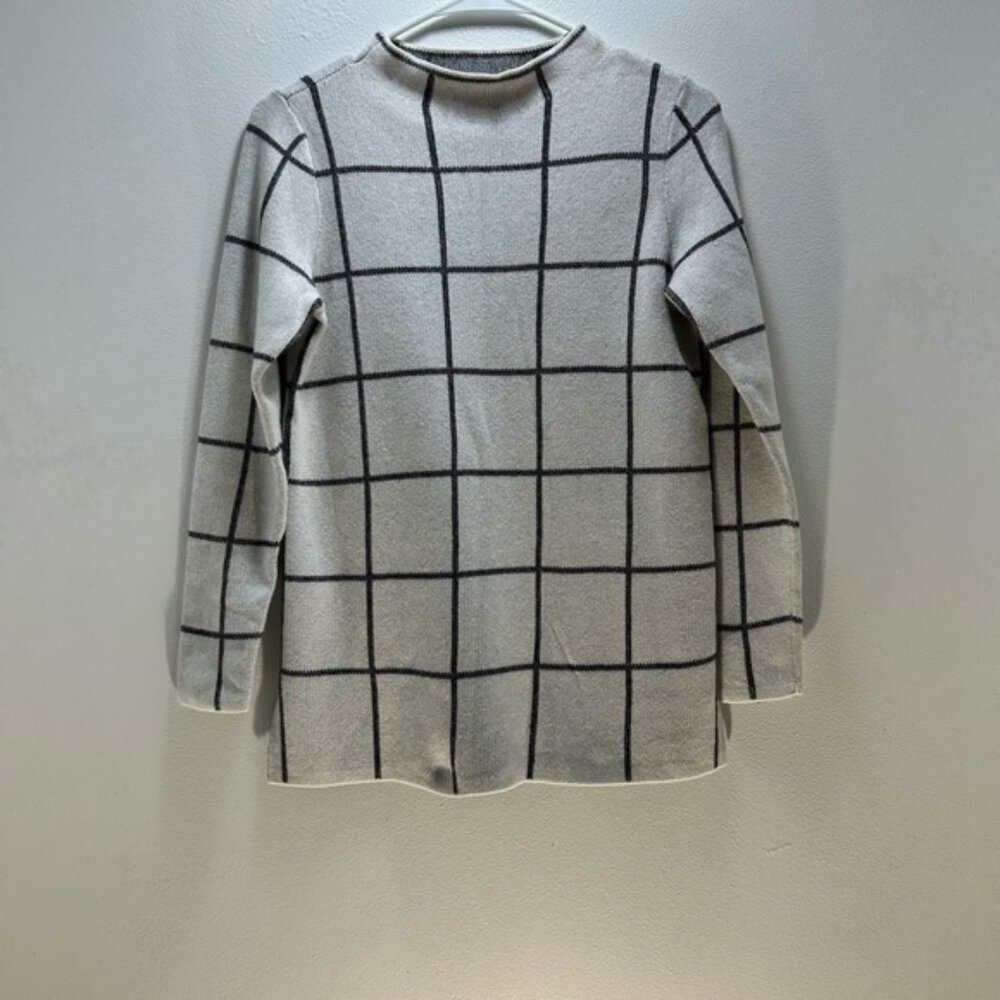 LOFT Black and White Knit Sweater